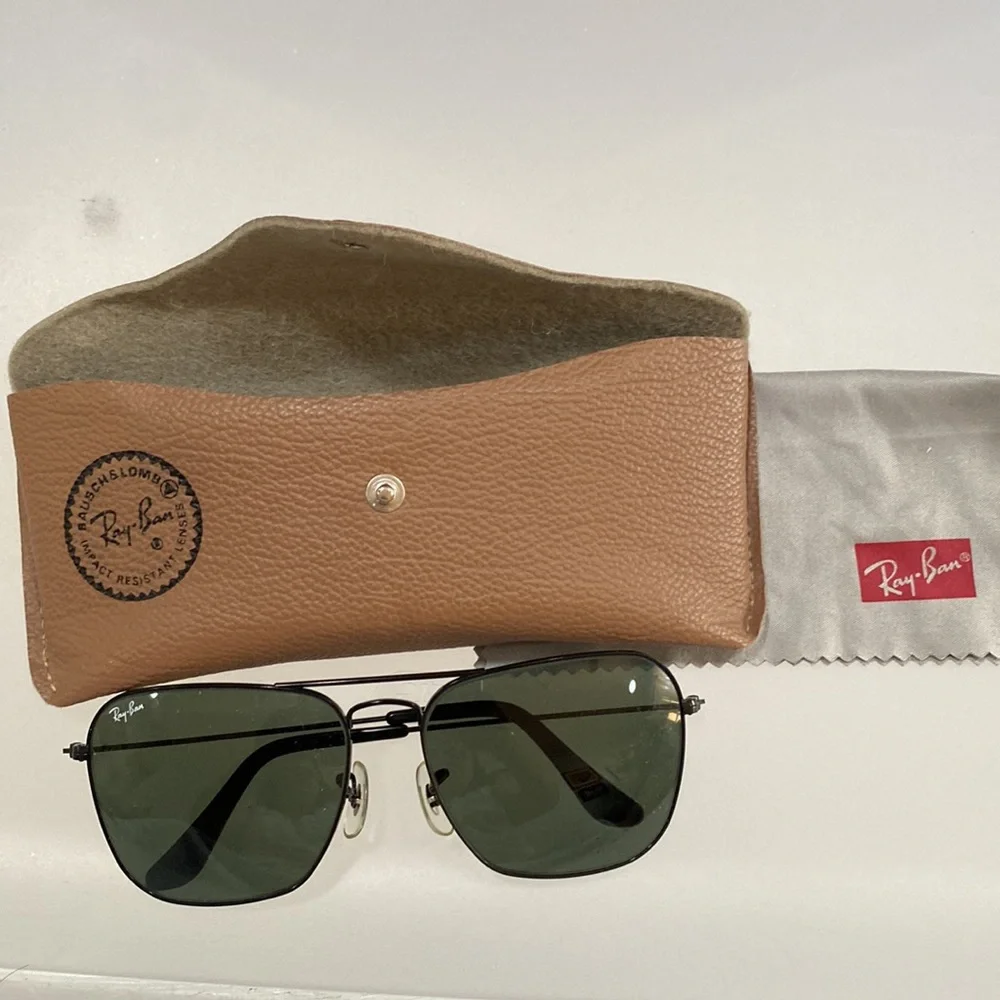 Ray-Ban VINTAGE sunglasses 🕶️ men’s unisex women’s with wipe & case